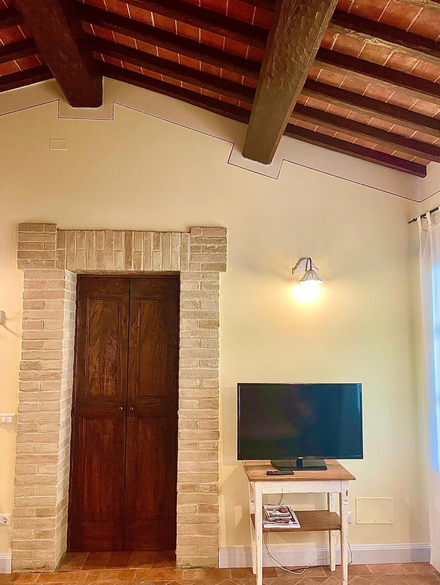 Il Cortile Delle Rose Holiday House ペルージャ エクステリア 写真