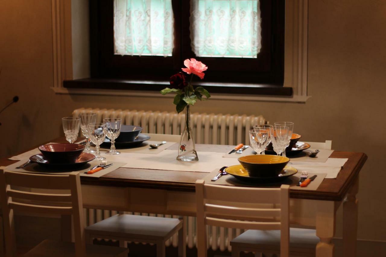 Il Cortile Delle Rose Holiday House ペルージャ エクステリア 写真