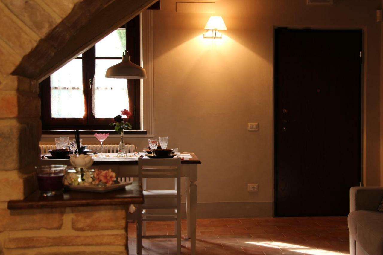 Il Cortile Delle Rose Holiday House ペルージャ エクステリア 写真
