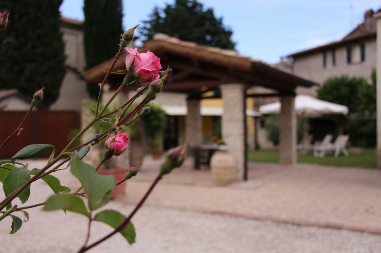 Il Cortile Delle Rose Holiday House ペルージャ エクステリア 写真