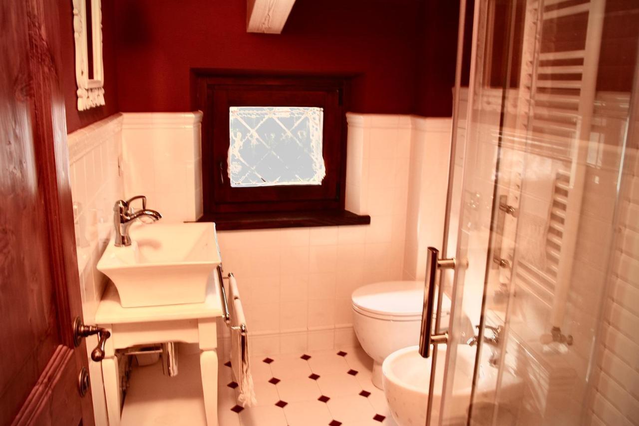 Il Cortile Delle Rose Holiday House ペルージャ エクステリア 写真